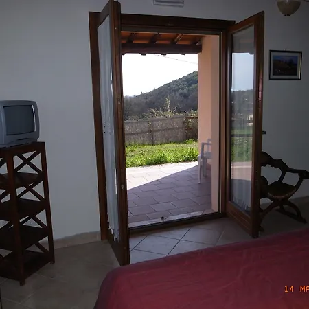 Borgo Antico * Foce Varano